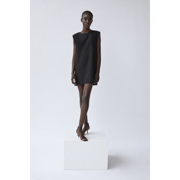 Zara Dresses & Skirts - Zara Shoulder Pad Mini Shift Dress